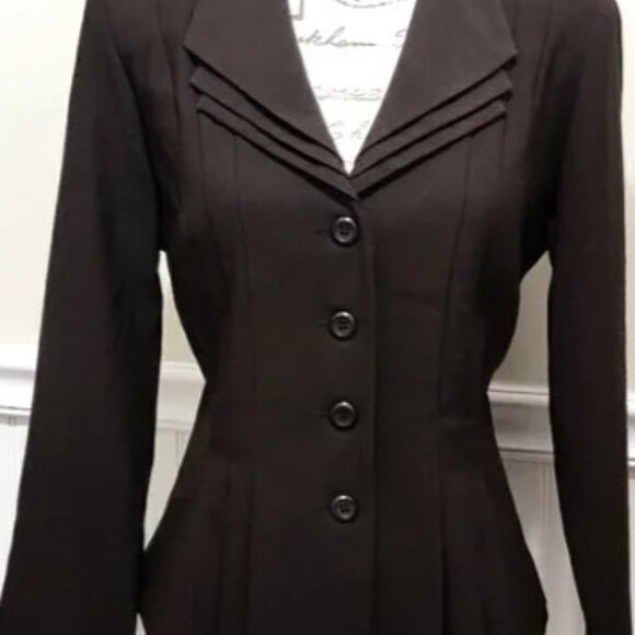 T. Milano Stretch Jacket Blazer Four Button Size 10 - Picture 7 of 7